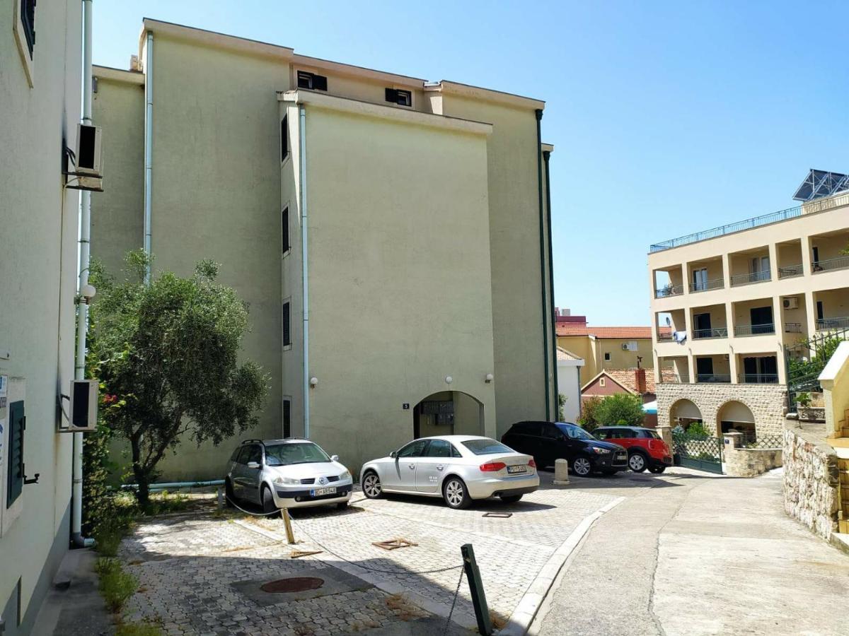 Apartman Klara Petrovac Luaran gambar